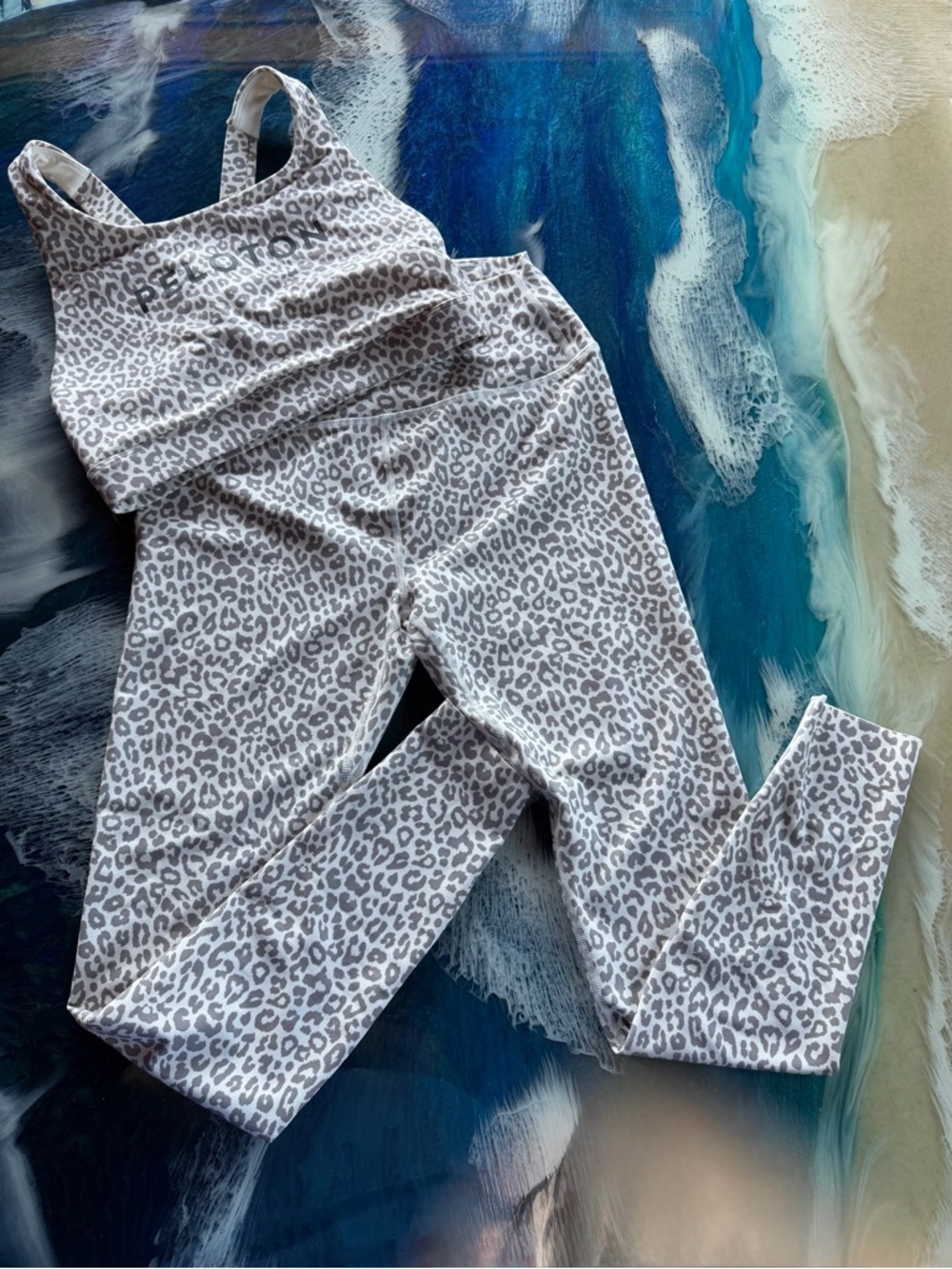 SET Peloton Animal Print leggings S and matching Sports Bra M 2 piece NEW!